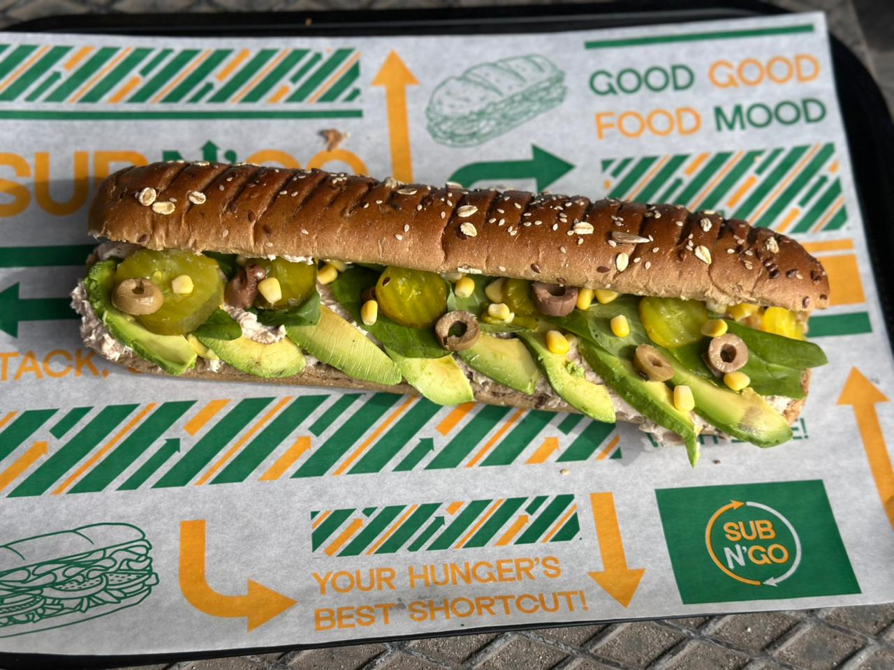 Tunavocado sandwich